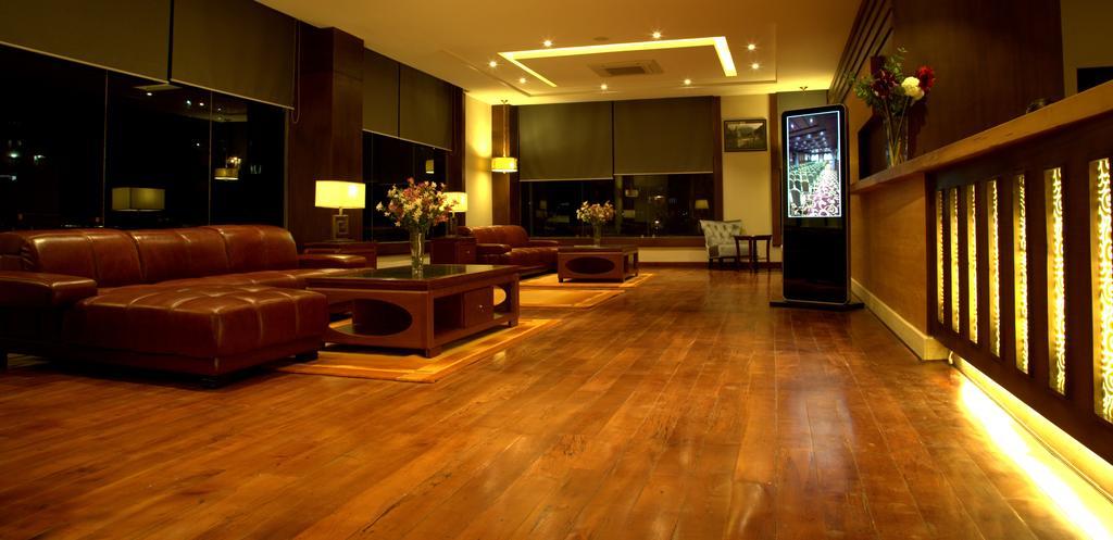 Ariya Hotel Thimphu Buitenkant foto