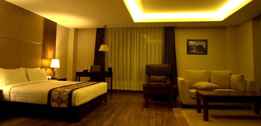 Ariya Hotel Thimphu Buitenkant foto
