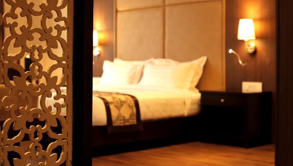 Ariya Hotel Thimphu Buitenkant foto